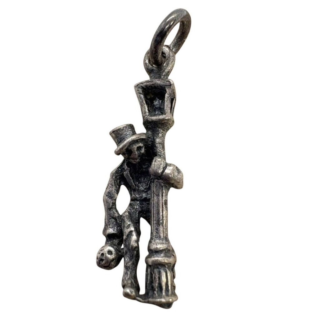 Vintage Sterling Silver Figural‎ Man Charm Top Hat Lantern Skull Pendant 1.47g